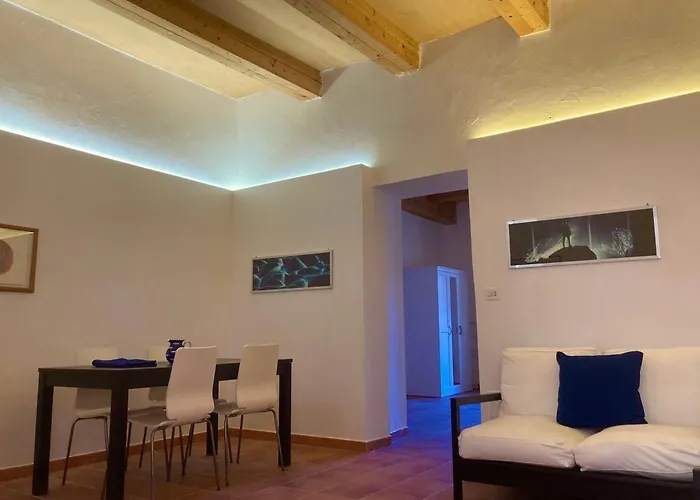 - Centro Storico - Strada Sospiro דירה *